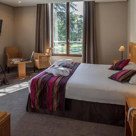 Garrigae Manoir De Beauvoir Poitiers Sud - & 3*