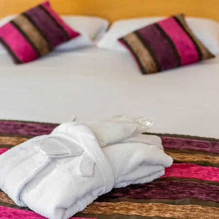 Garrigae Manoir De Beauvoir Poitiers Sud 3*