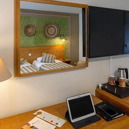 Hotel Garrigae Manoir De Beauvoir Poitiers Sud