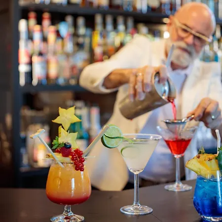 Garrigae Manoir De Beauvoir Poitiers Sud - & Hotel 3*