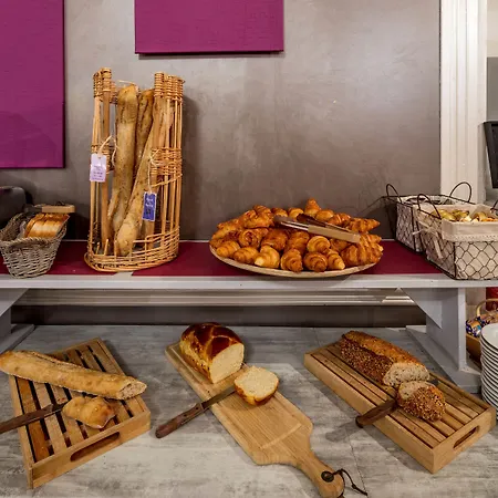 Garrigae Manoir De Beauvoir Poitiers Sud - & Hotell 3*