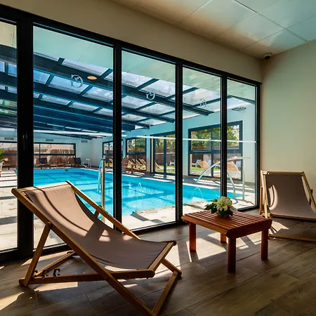 Garrigae Manoir De Beauvoir Poitiers Sud - & Hotell 3*