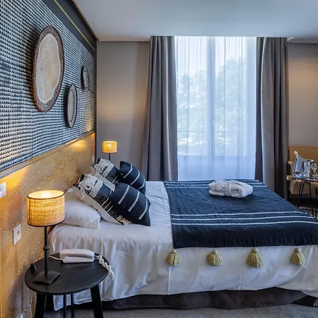 Hotell Garrigae Manoir De Beauvoir Poitiers Sud - & 3*