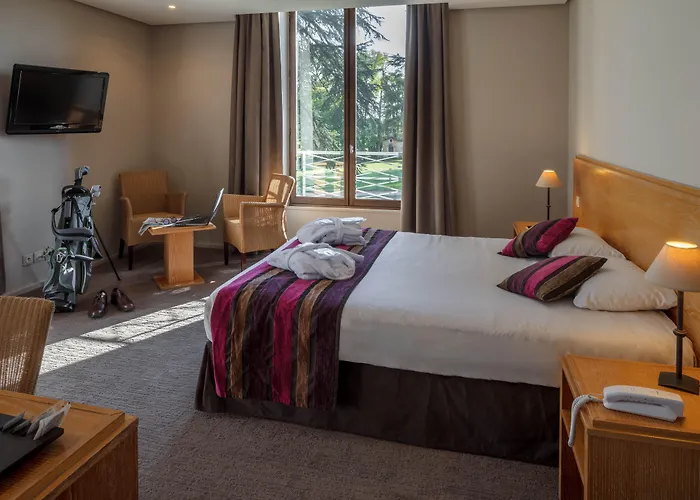 Garrigae Manoir De Beauvoir Poitiers Sud - & 3*