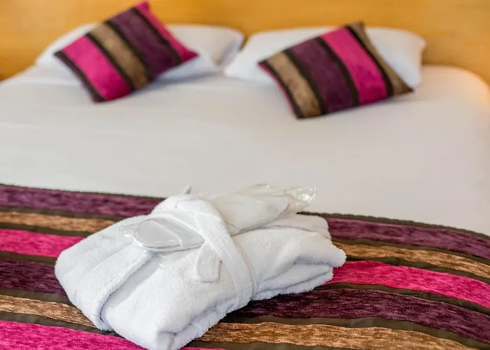 Garrigae Manoir De Beauvoir Poitiers Sud - & 3*