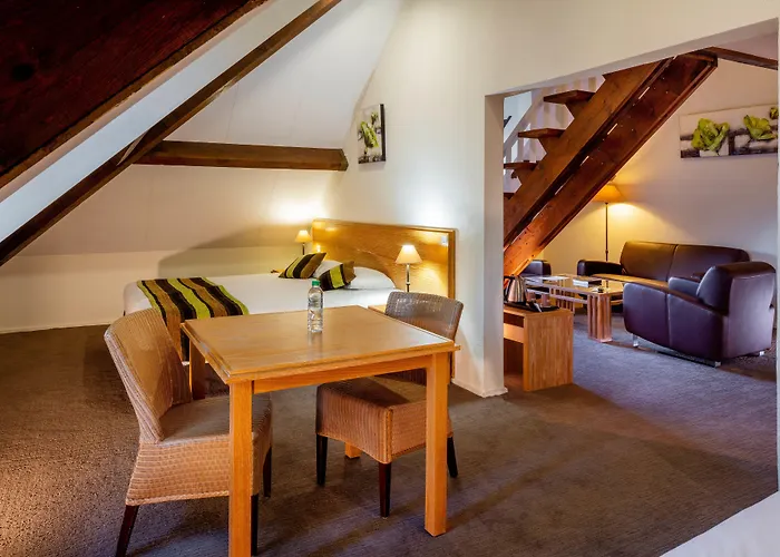 Garrigae Manoir De Beauvoir Poitiers Sud - & 3* Mignaloux-Beauvoir