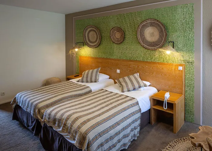 Hotel Garrigae Manoir De Beauvoir Poitiers Sud - &